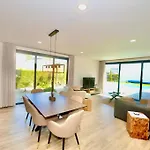 Serena - Exquisite With Private Heated Pool