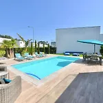 Serena - Exquisite With Private Heated Pool וילה