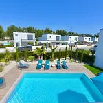 Serena - Exquisite With Private Heated Pool וילה סאו מרטיניו דו פורטו