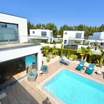 וילה Serena - Exquisite With Private Heated Pool סאו מרטיניו דו פורטו