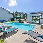Serena - Exquisite With Private Heated Pool וילה