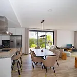 Serena - Exquisite With Private Heated Pool וילה