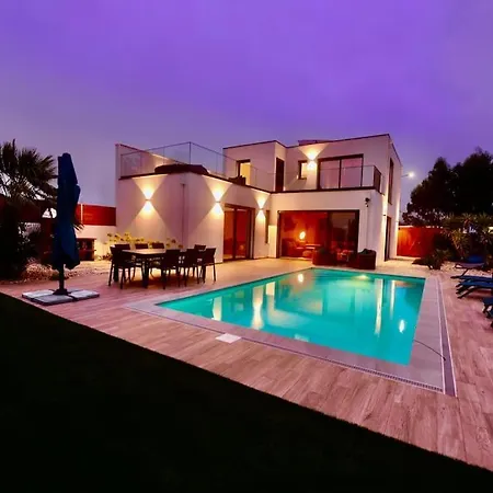 Serena - Exquisite With Private Heated Pool 빌라 *
