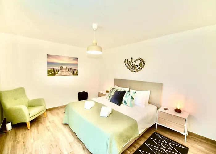 Villa Serena - Exquisite With Private Heated Pool *