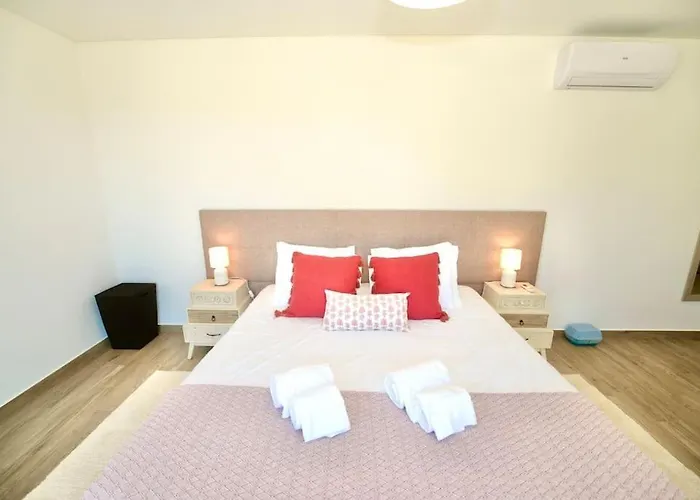 Villa Serena - Exquisite With Private Heated Pool São Martinho do Porto